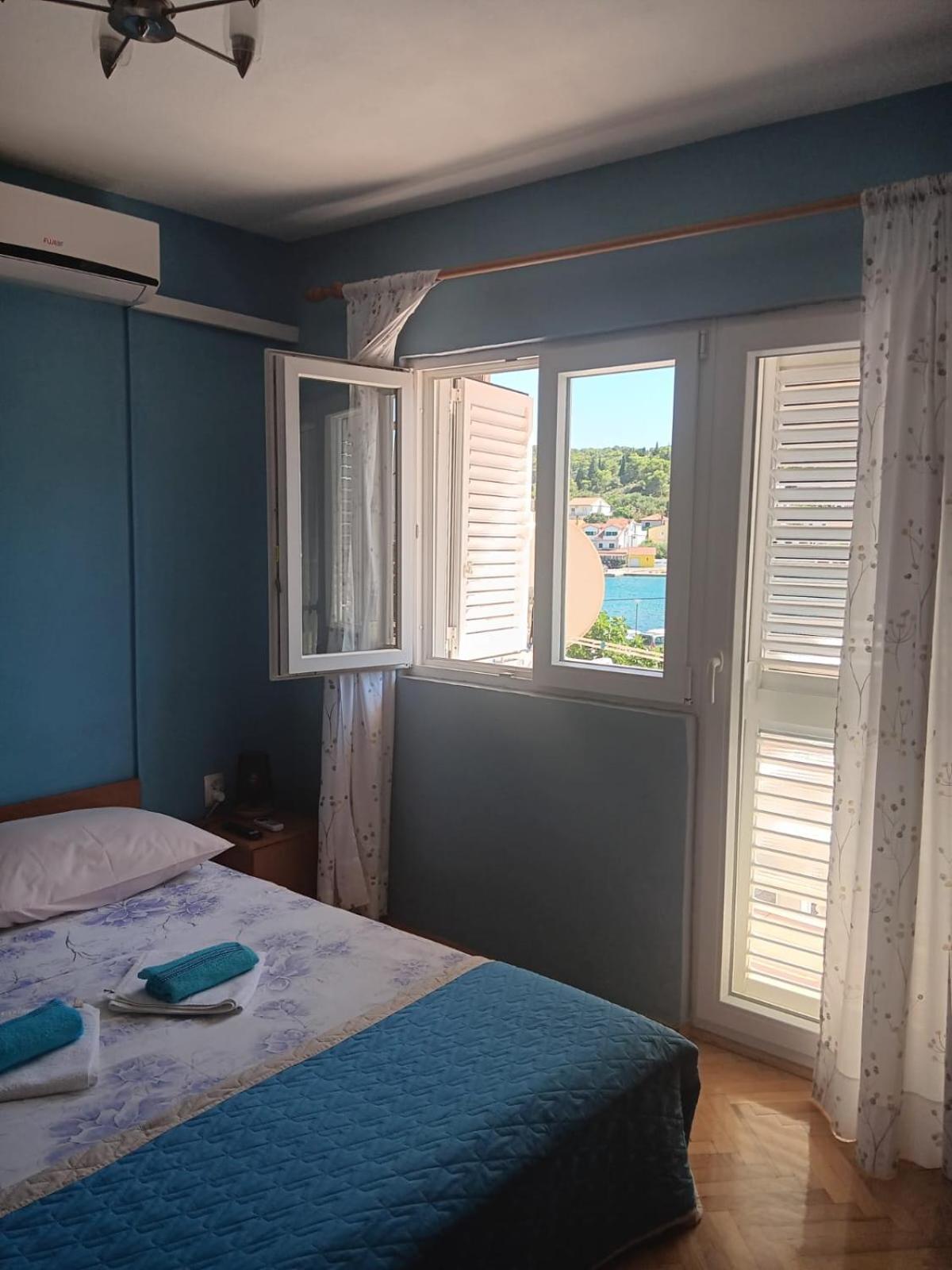 Apartman Tisno Exterior photo